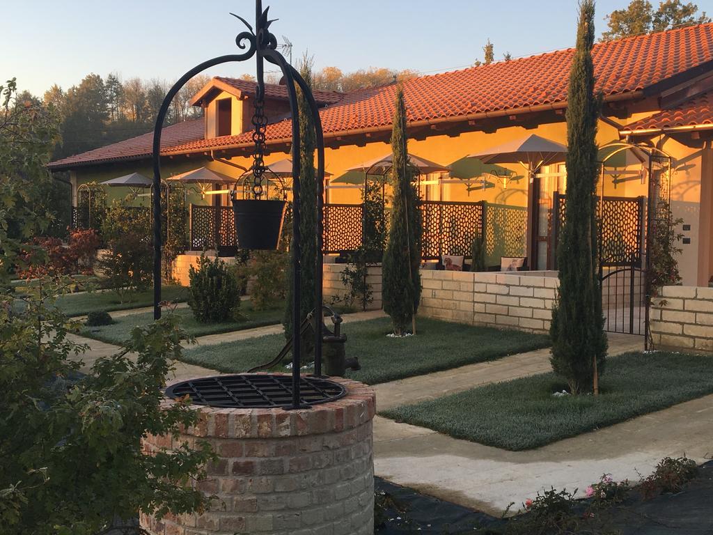 Agriturismo Da Mamma Alba  Ngoại thất bức ảnh